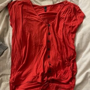 Red Maurice’s Button Top